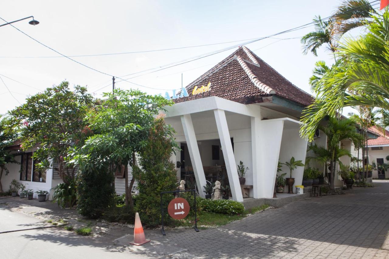 Reddoorz Plus Near Mall Roxy Banyuwangi Banyuwangi  Ngoại thất bức ảnh