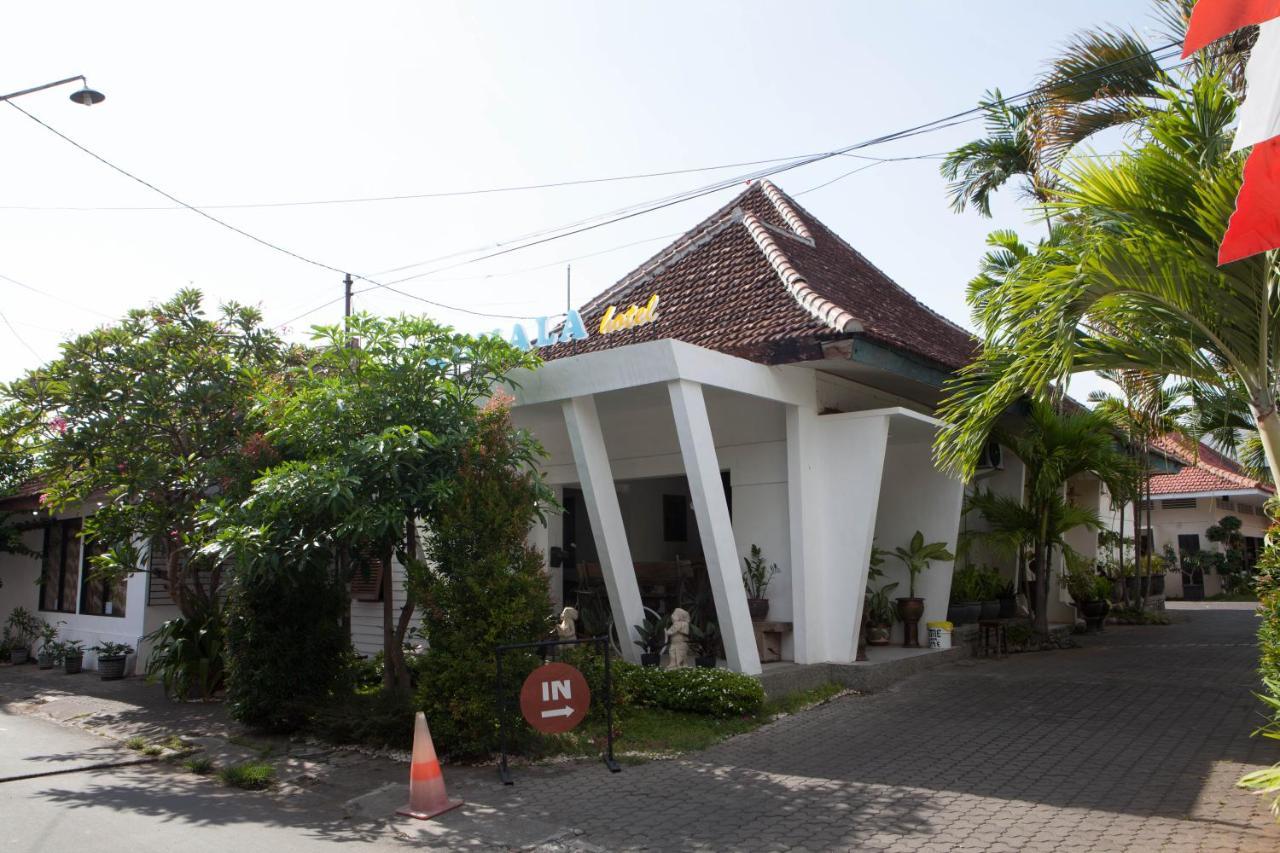 Reddoorz Plus Near Mall Roxy Banyuwangi Banyuwangi  Ngoại thất bức ảnh